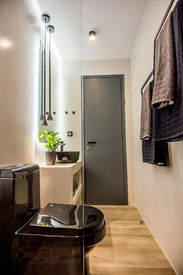 Apartment A & B Minimal Suite Ιι With Sea View In Argostoli
