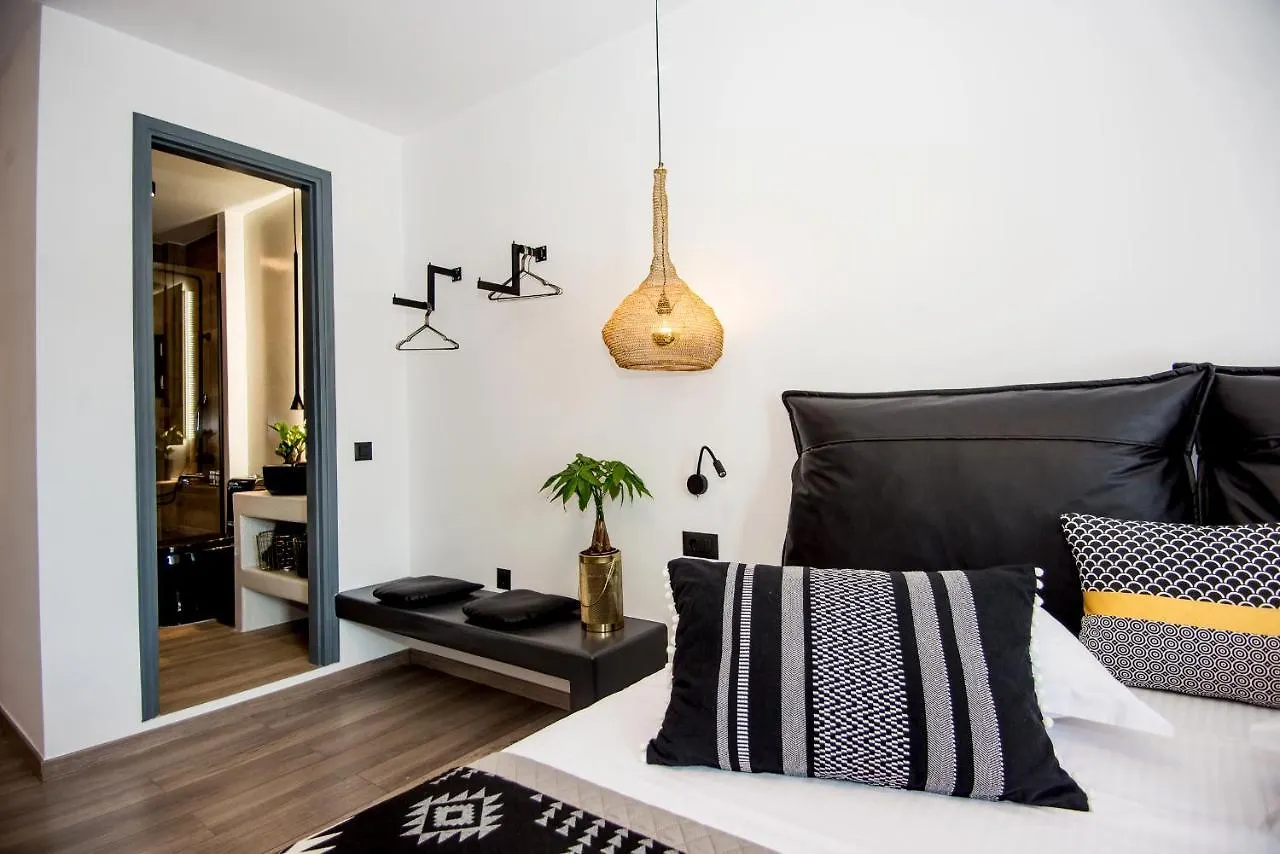 A & B Minimal Suite Ιι With Sea View In Argostoli Apartment