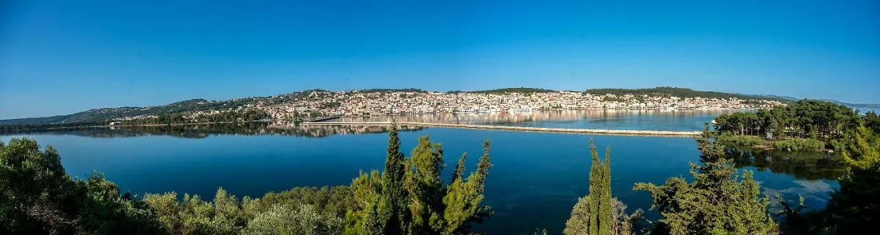 A & B Minimal Suite Ιι With Sea View In Argostoli Greece